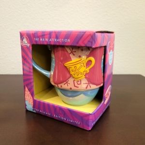 Minnie Mouse main attraction mug new